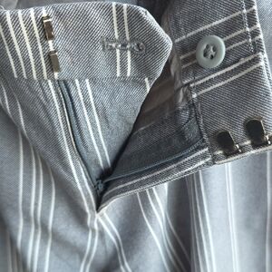 Banana Republic Womens Preppy Wht Pin Stripped Gray Pant. Pockets